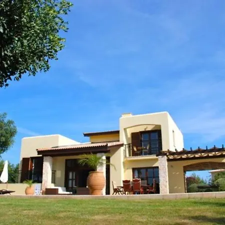 “you Can Rent This On A 5 Star Resort”paparouna * Kouklia